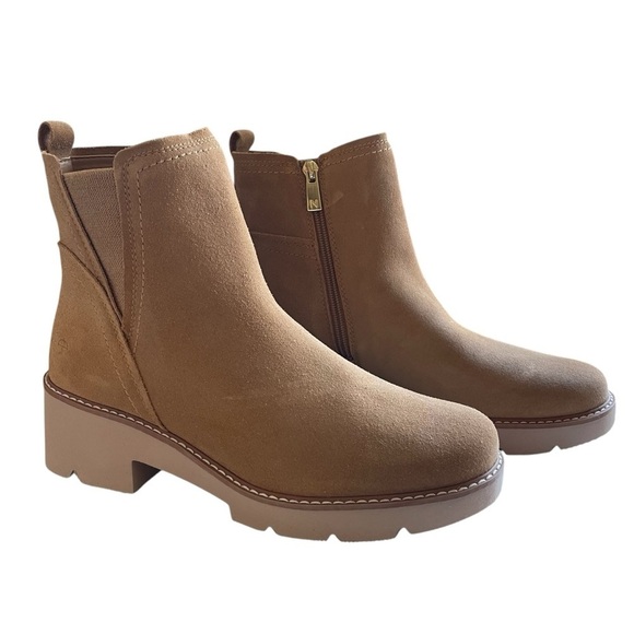 Naturalizer Darry-Bootie in Caramel Lug Sole Chelsea Style Comfy Size 9 NWT - Picture 3 of 15